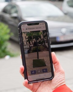 Für konkrete Orte im Stadtgebiet können per Link Visualisierungen von Begrünungsmaßnahmen im öffentlichen Raum abgerufen werden. AnrainerInnen sollen in Zukunft per Handy verschiedene Varianten bewerten können. Foto: PlanSinn – Schopper