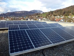 PV-Anlage Volksschule Wolfurt Mähdle/Vorarlberg, Foto: AEE INTEC/Armin Knotzer
