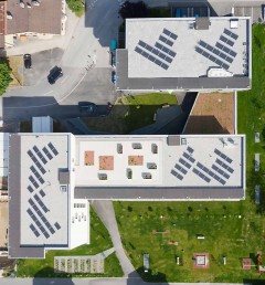 PV system on the roofs, photo: NHT/Robert Schober